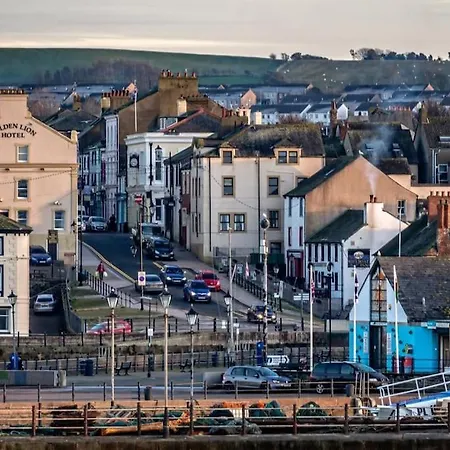The Penthouse - Crosby St 2 Bed Maryport